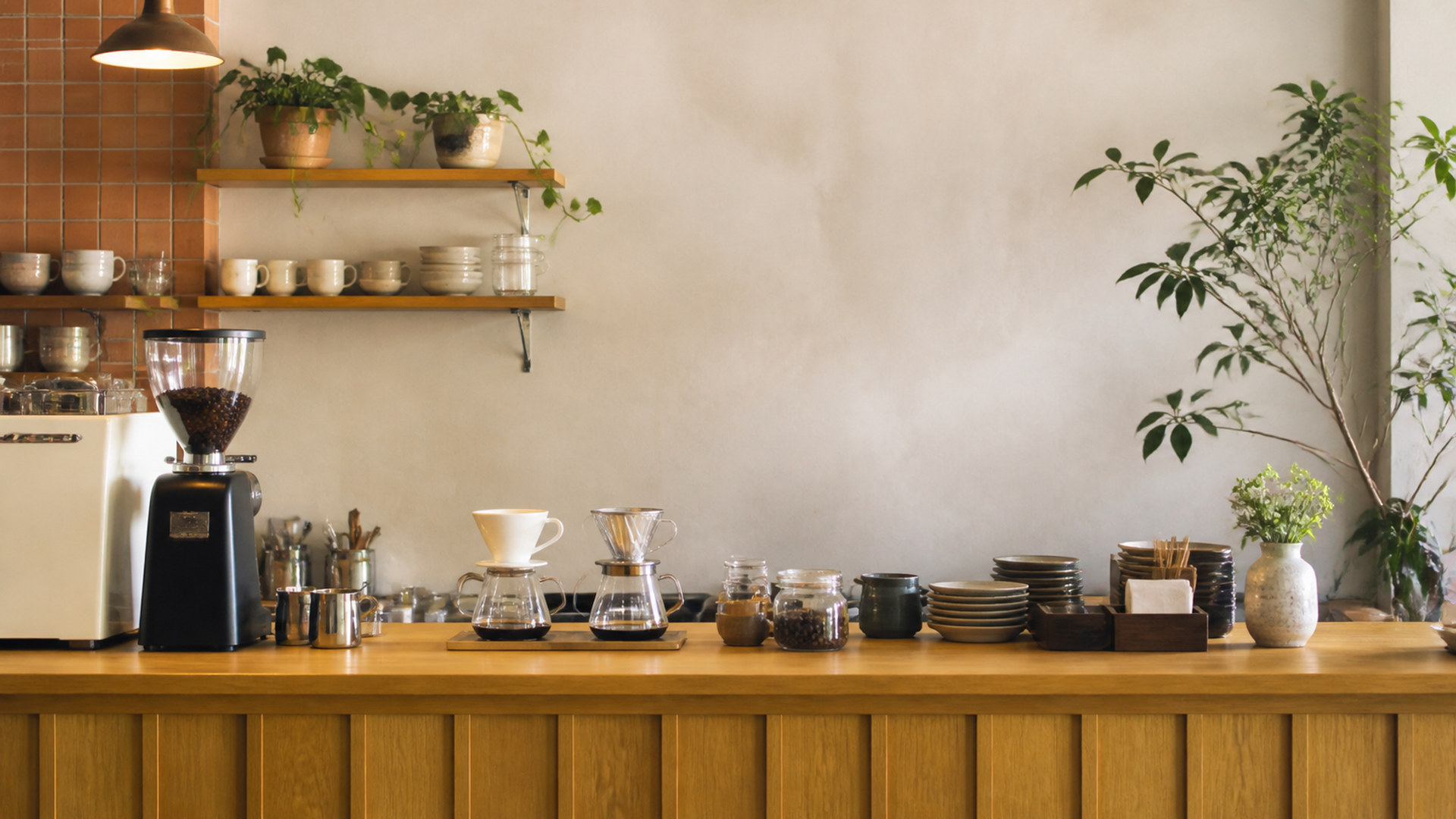 カフェのコーヒー作り coffee-making-cafe-01