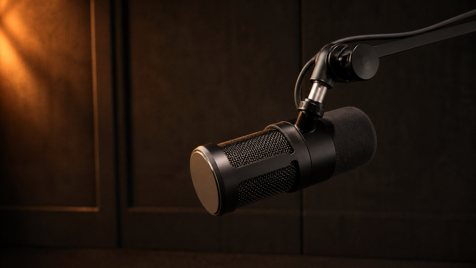 マイク収録 microphone-studio-02